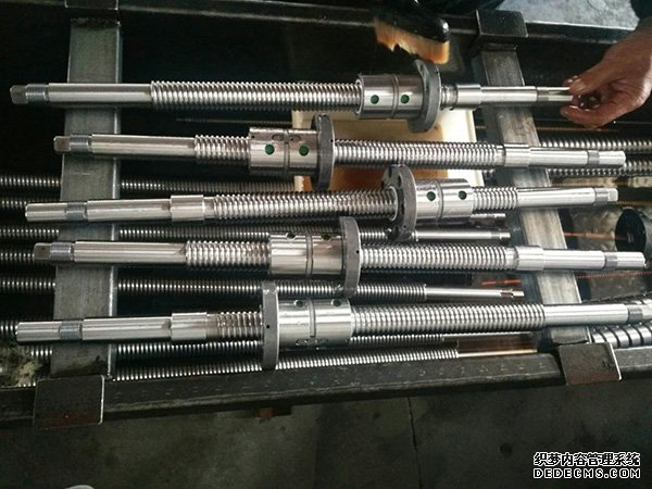 <b>DFS系列精密研磨級(jí)滾珠絲杠</b>